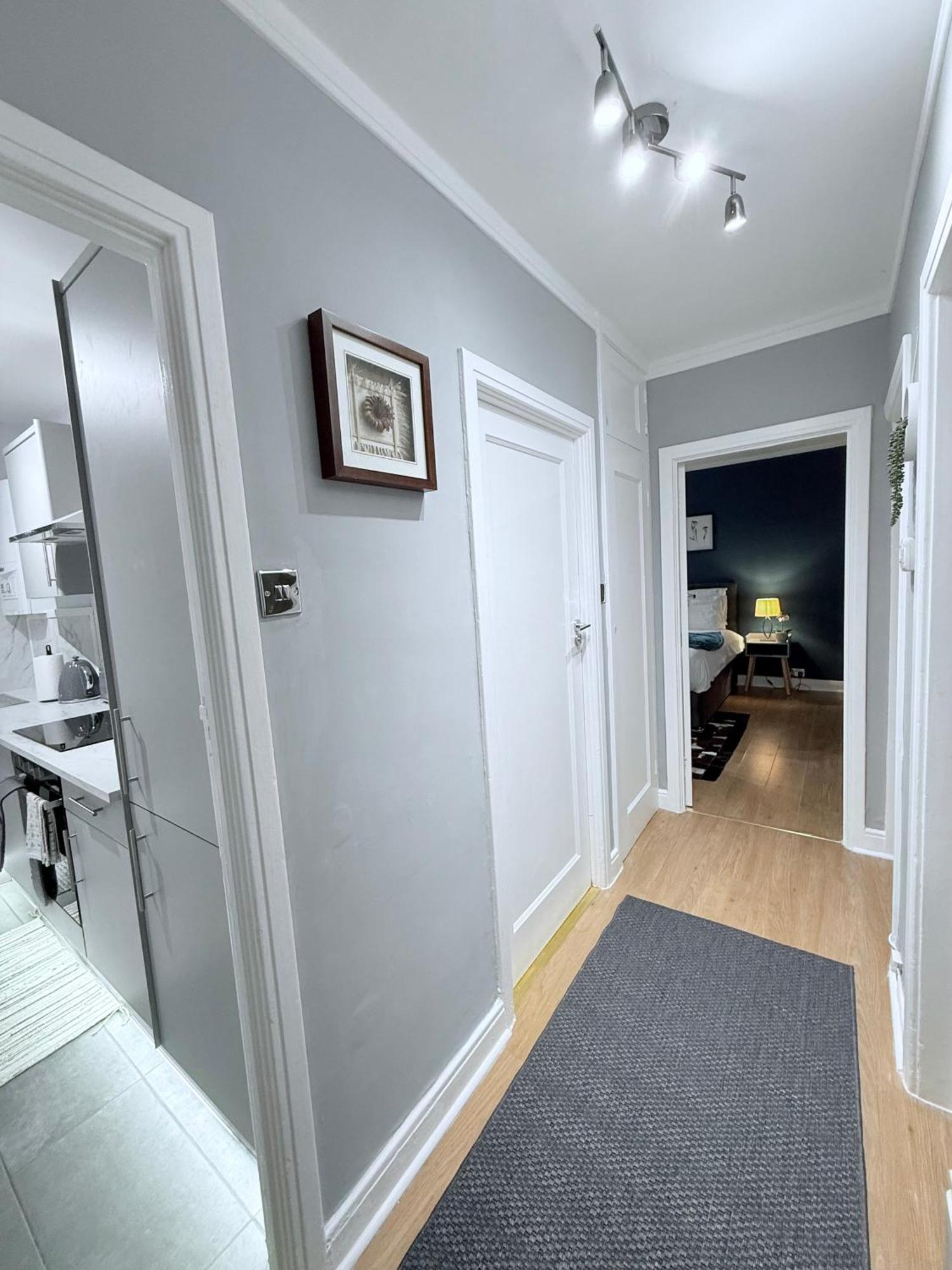 Staylondon - Sleeps 6 With Free Parking - Tourist, Concerts & Matches 외부 사진